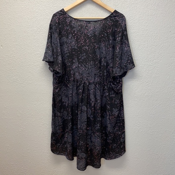 🦊 Torrid floral georgette baby doll tunic - Picture 7 of 10